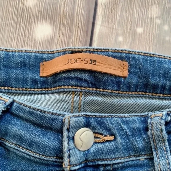 Joe’s Jeans The Charlie High Rise Skinny Crop, Size 32 - Picture 10 of 13